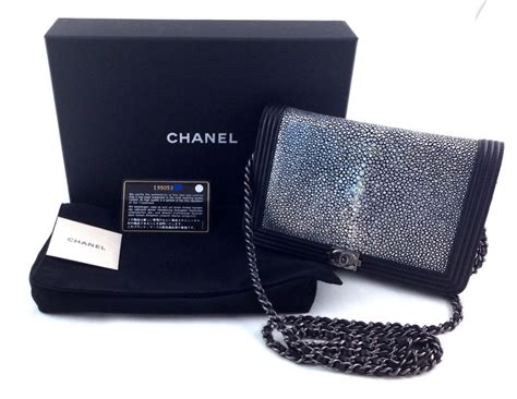 chanel stingray wallet on chain|Chanel handbags on chain.